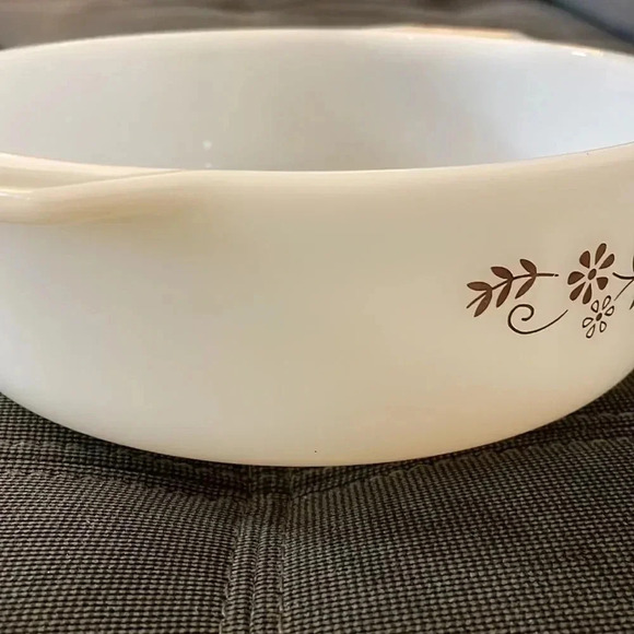 Vintage deep dish with brown flower pattern - Picture 4 of 4